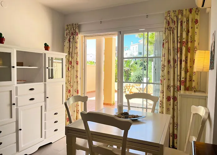 Апартаменты Burriana Нерха